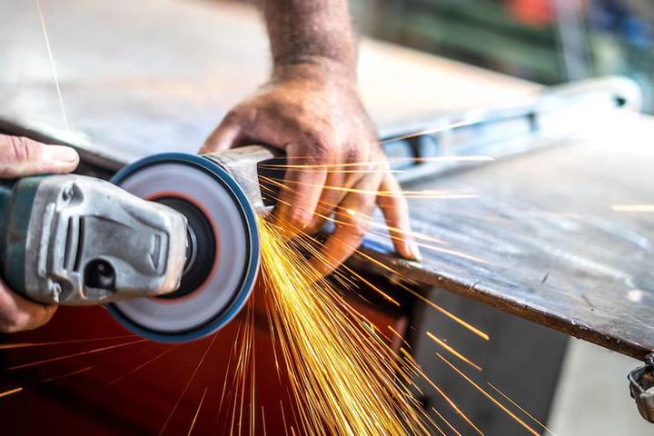 Metal Polishing Machines Tips: Maintenance and Performance Factors
