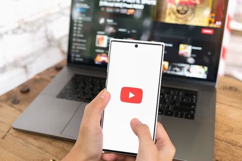 YouTube Marketing Guide: Explore Strategies, Content Types, Audience, Analytics, and Planning Factors