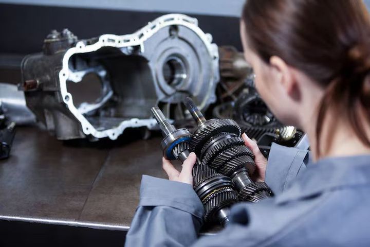 Industrial Spare Parts Guide: Bearings, Belts, Filters Explained
