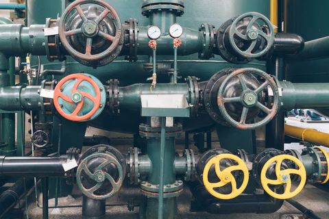 Pressure Transmitters: A Simple Guide to Types and Applications