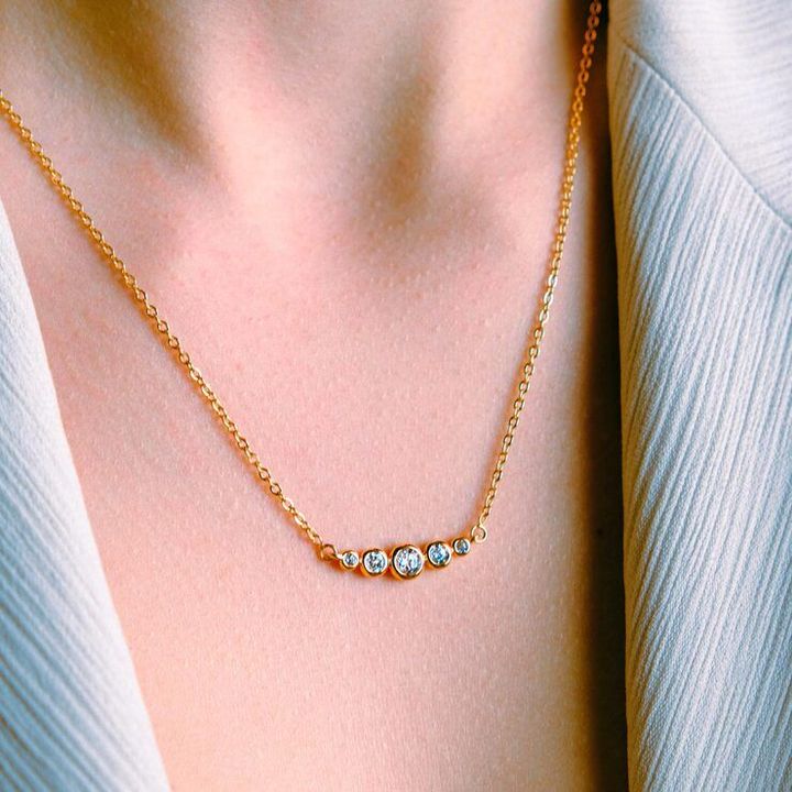 Lariat Necklaces Tips for Layering, Styling, and Occasion Matching