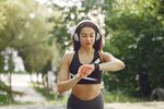 Wearable Fitness Trackers: A Complete Guide to Features and Benefits